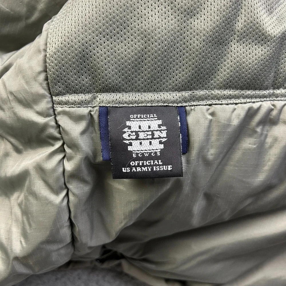 USGI ECWCS Gen III Level 7 Extreme Cold Weather Parka Urban Gray Medium Long
